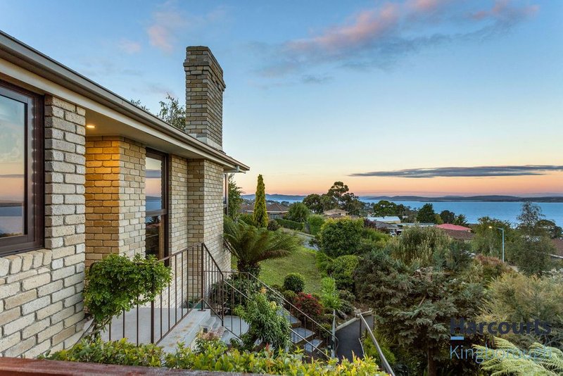 Photo - 42 Woodlands Drive, Blackmans Bay TAS 7052 - Image 16