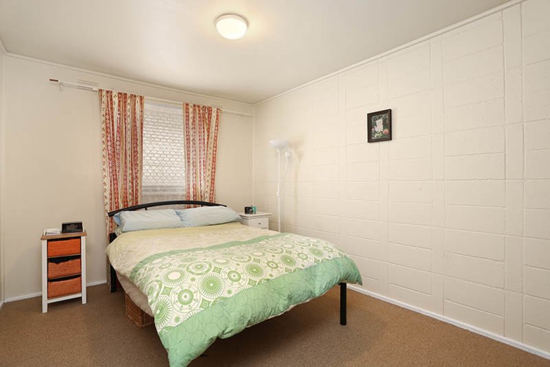 Photo - 4/2 Woods Avenue, Mordialloc VIC 3195 - Image 3