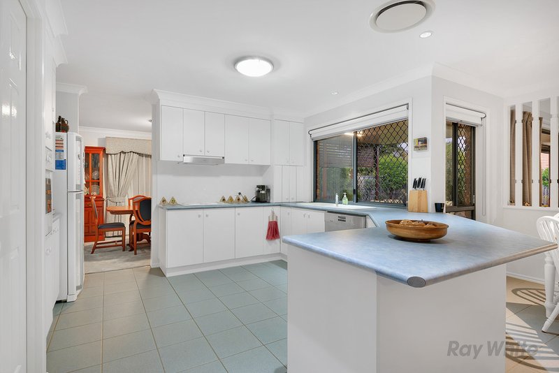 Photo - 42 Woorabinda Street, Runcorn QLD 4113 - Image 3