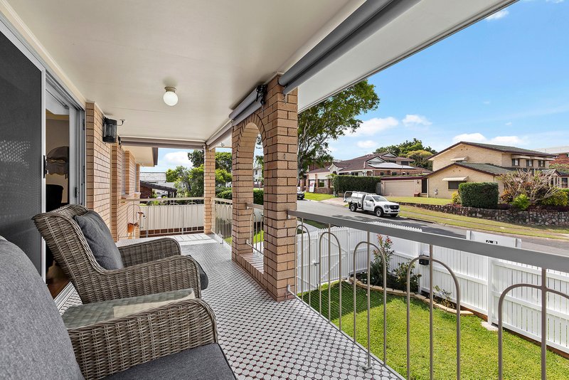 Photo - 42 Yalumba Street, Carseldine QLD 4034 - Image 3