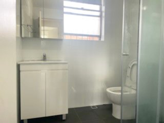 Photo - 4/20-22 Hill Street, Cabramatta NSW 2166 - Image 3