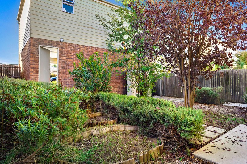 Photo - 420 Antill Street, Watson ACT 2602 - Image 11