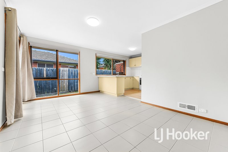 Photo - 4/20 Kelvinside Road, Noble Park VIC 3174 - Image 6