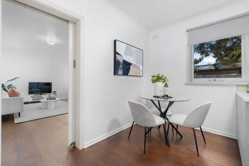 Photo - 4/20 Kokaribb Road, Carnegie VIC 3163 - Image 5