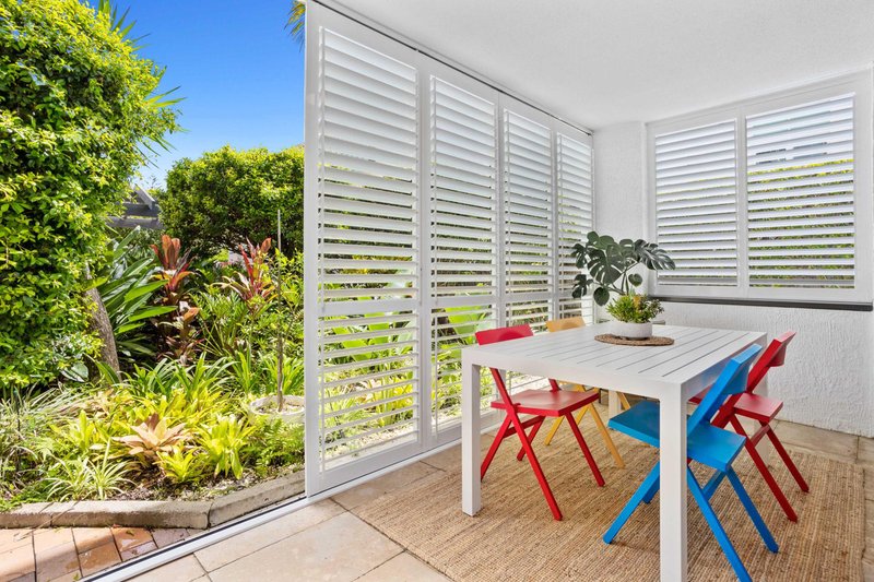 Photo - 4/20 Ocean Street, Mermaid Beach QLD 4218 - Image 8