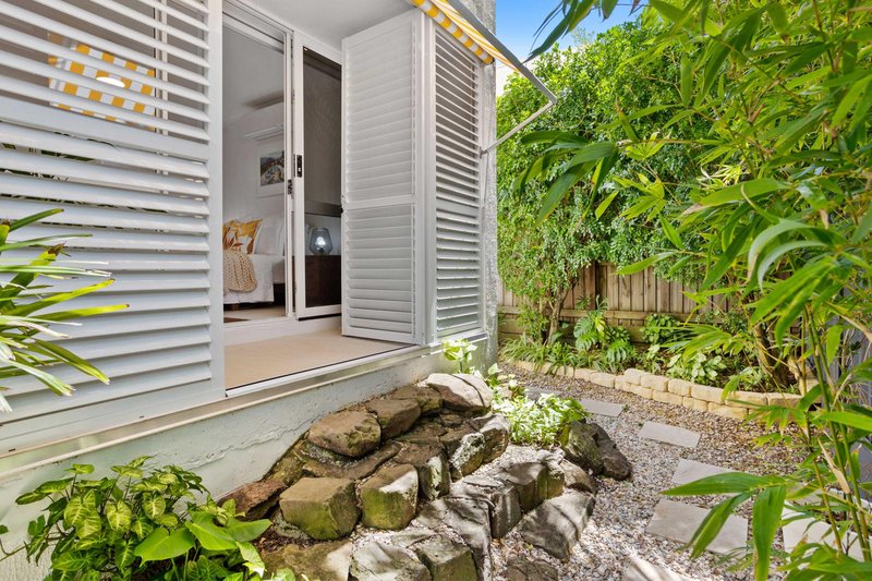 Photo - 4/20 Ocean Street, Mermaid Beach QLD 4218 - Image 13