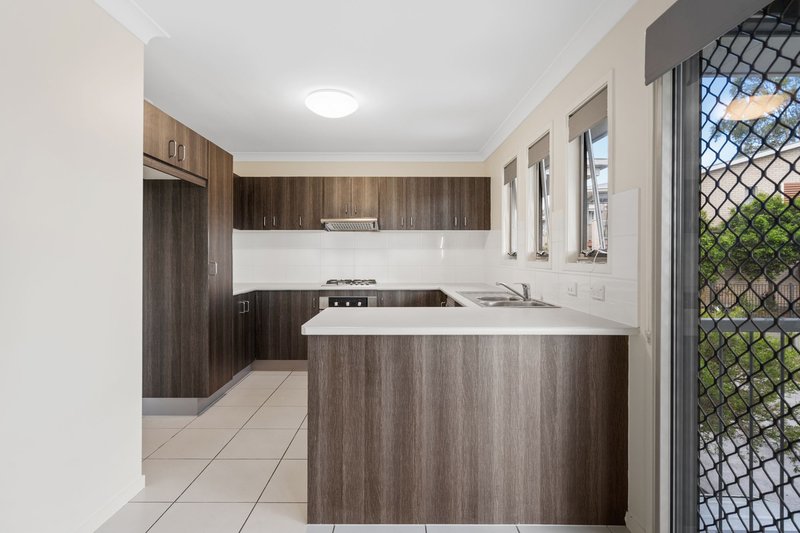 Photo - 4/20 Vanessa Close, Richlands QLD 4077 - Image 3