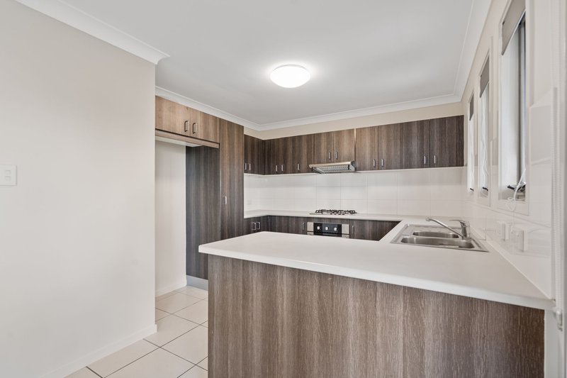 Photo - 4/20 Vanessa Close, Richlands QLD 4077 - Image 6