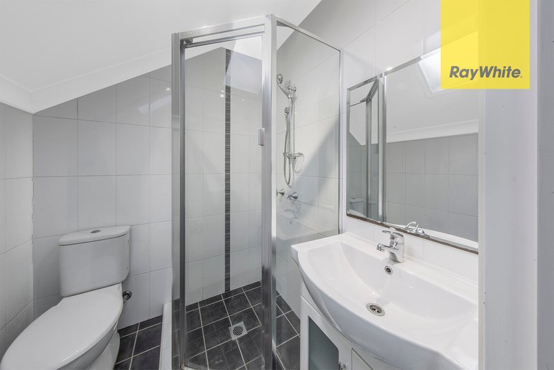 Photo - 4/20 Weston Street, Rosehill NSW 2142 - Image 8