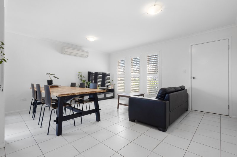 Photo - 4/20 Yaraki Court, Murrumba Downs QLD 4503 - Image 2