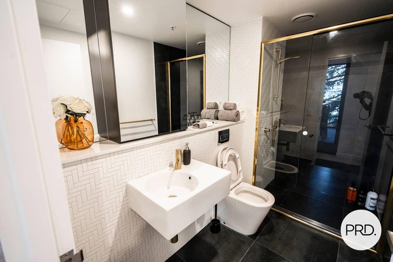 Photo - 420/1 Elouera Street, Braddon ACT 2612 - Image 17