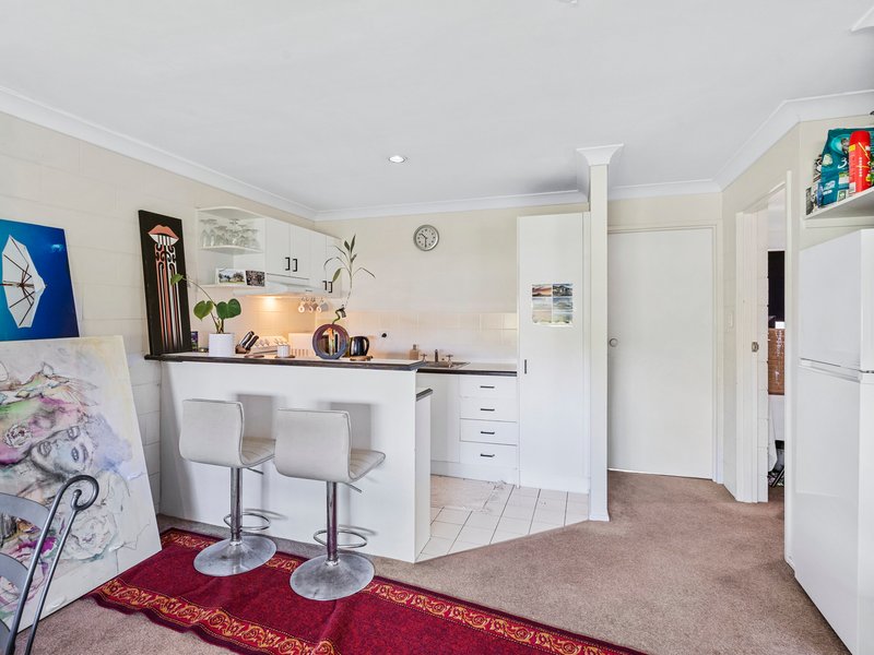 Photo - 4/2018 Wynnum Road, Wynnum West QLD 4178 - Image 6