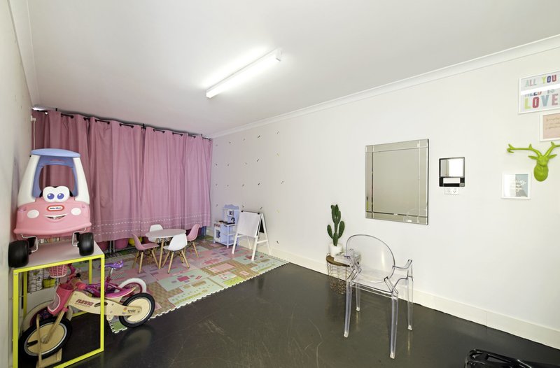 Photo - 4/204 Macfarlane Burnet Avenue, Macgregor ACT 2615 - Image 11