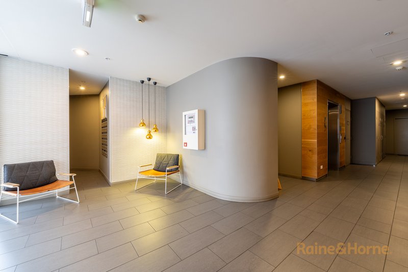 Photo - 4204/189 Weston Street, Brunswick East VIC 3057 - Image 2