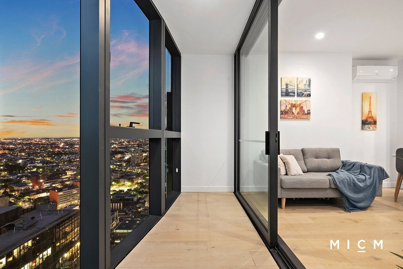 Photo - 4206/228 La Trobe Street, Melbourne VIC 3000 - Image 8