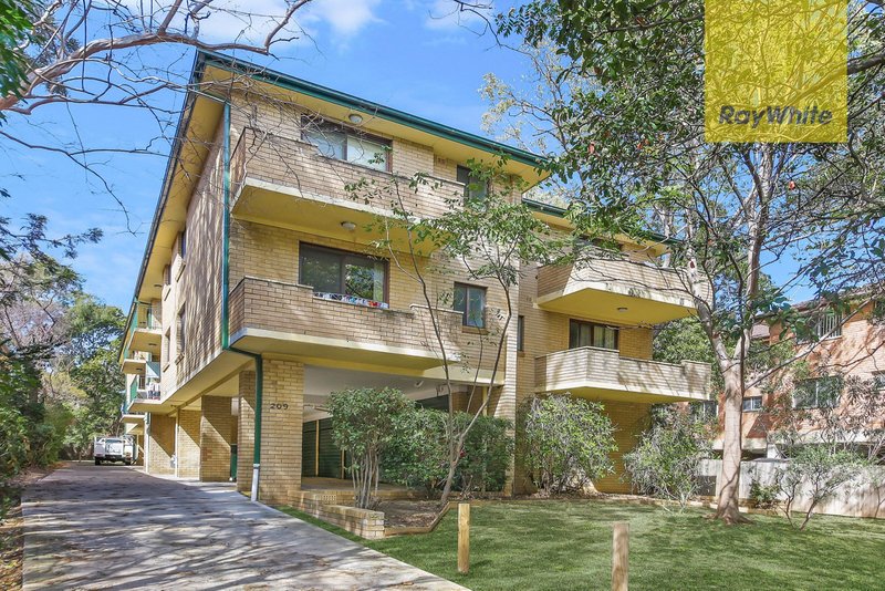 4/209 Hawkesbury Road, Westmead NSW 2145