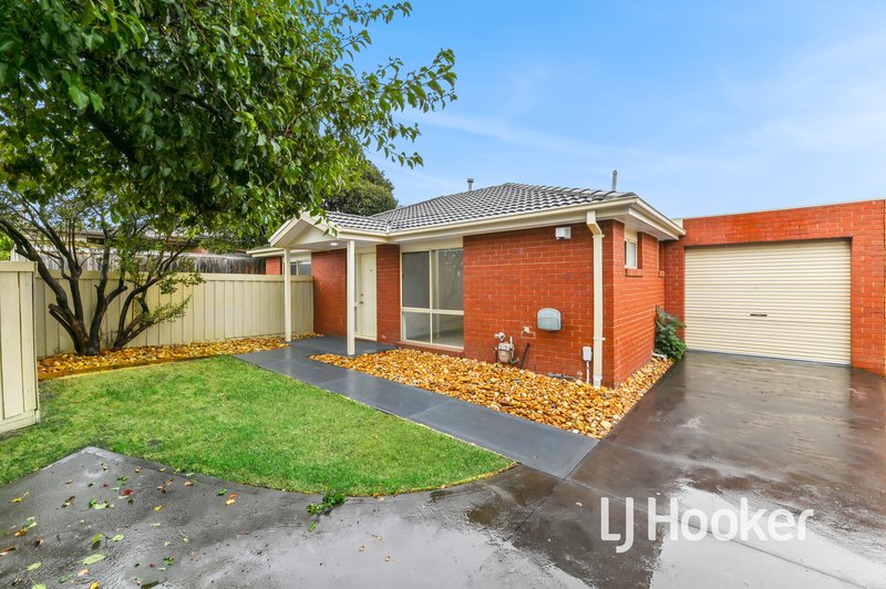 Photo - 4/21-23 Alma Road, Hampton Park VIC 3976 - Image 13