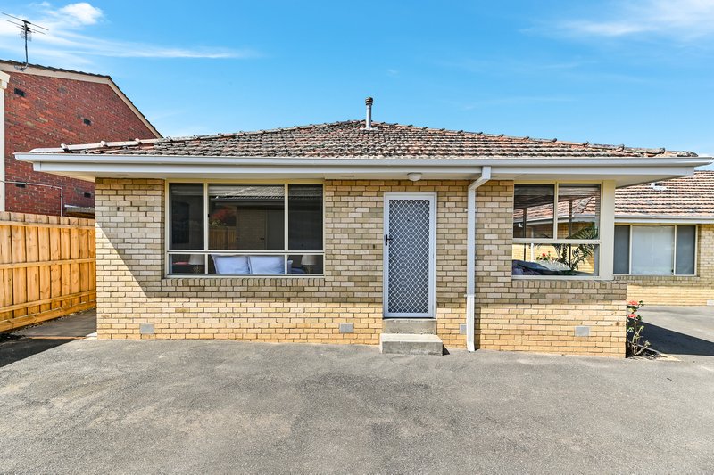 Photo - 4/21-23 Morton Street, Clayton VIC 3168 - Image 2