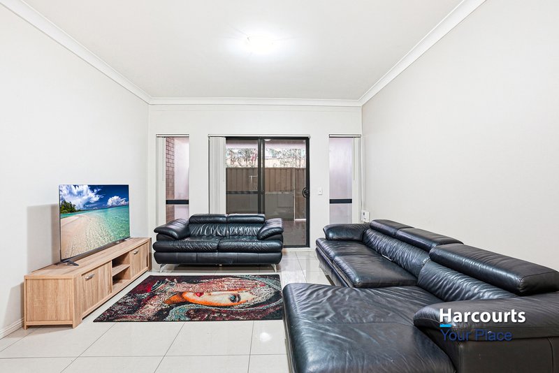 Photo - 4/21-29 Third Avenue, Blacktown NSW 2148 - Image 2