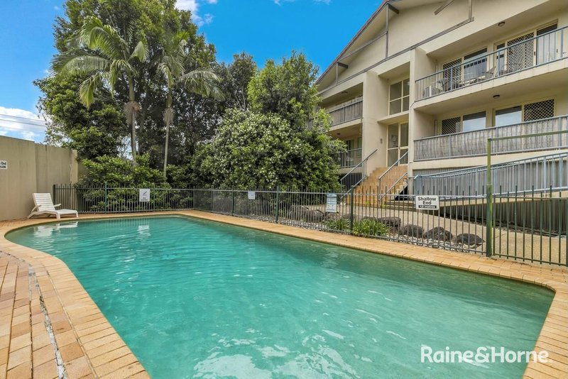 Photo - 4/21 Campbell Street, Toowong QLD 4066 - Image 2