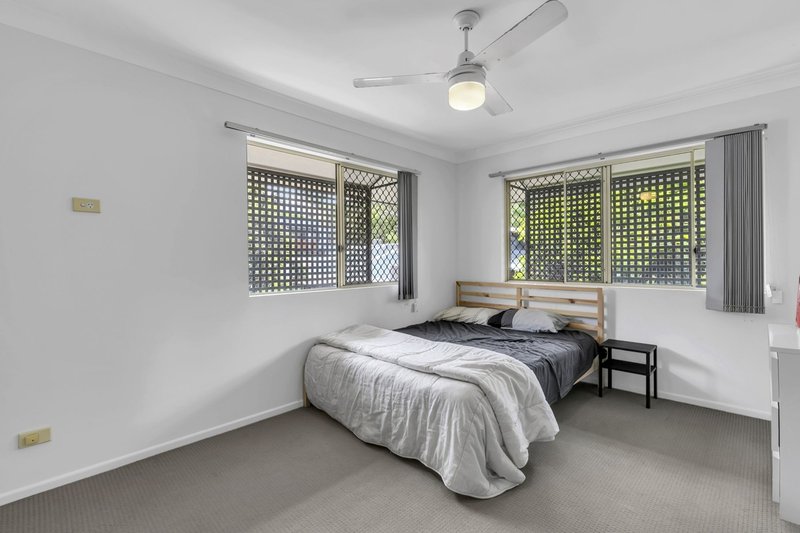 Photo - 4/21 Campbell Street, Toowong QLD 4066 - Image 3