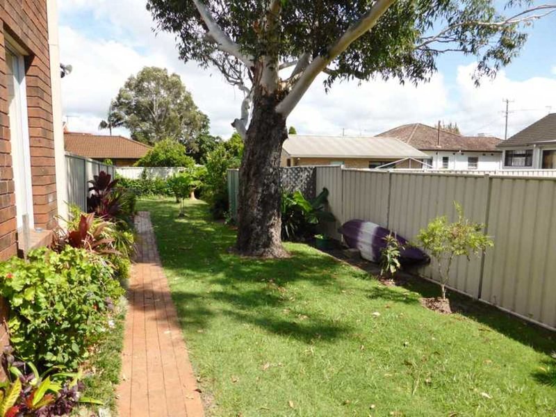 Photo - 4/21 Cross Street 'Lenton Close' , Forster NSW 2428 - Image 13