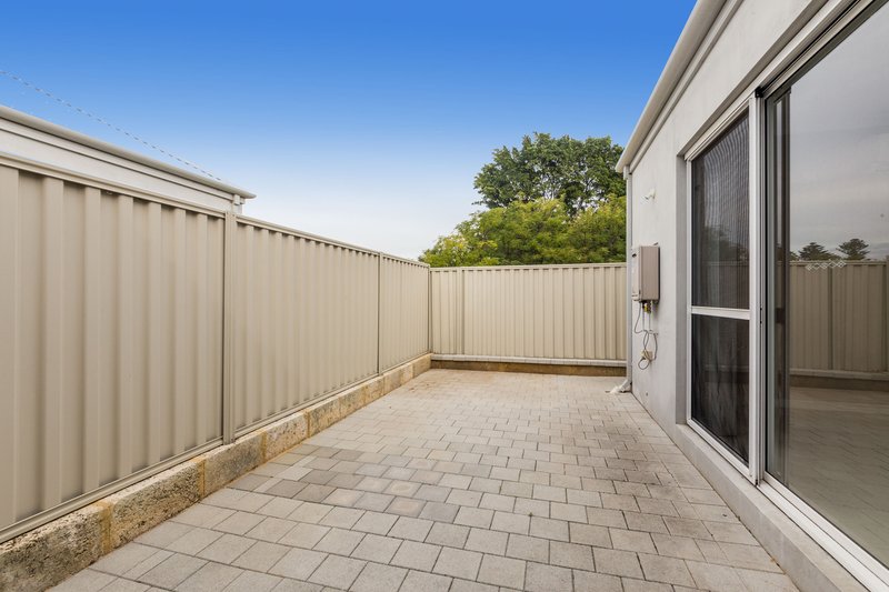 Photo - 4/21 Edeline Street, Spearwood WA 6163 - Image 9