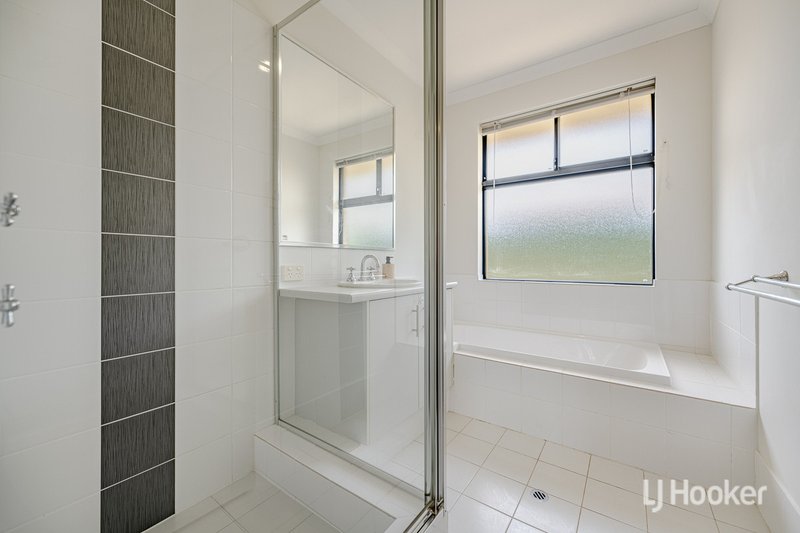 Photo - 4/21 Fourth Avenue, Mandurah WA 6210 - Image 4