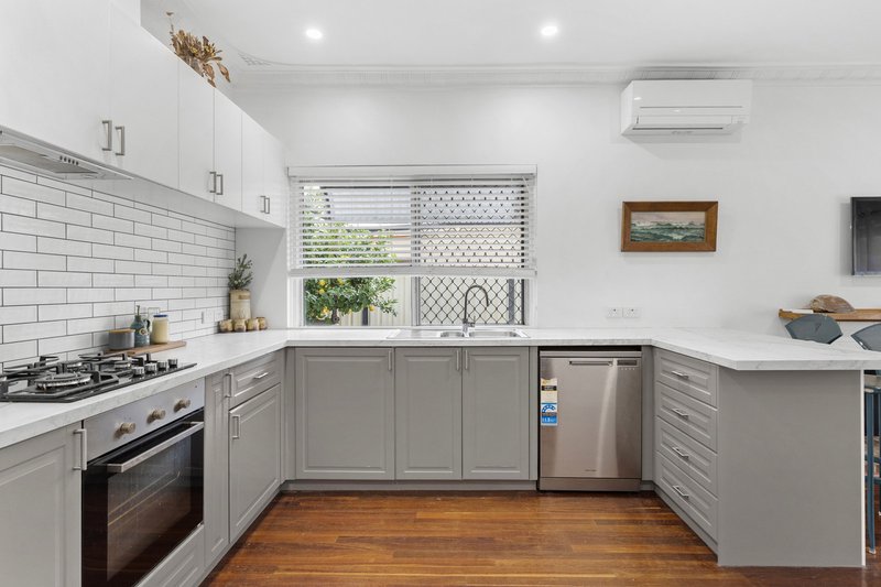 Photo - 421 Light Street, Dianella WA 6059 - Image 3