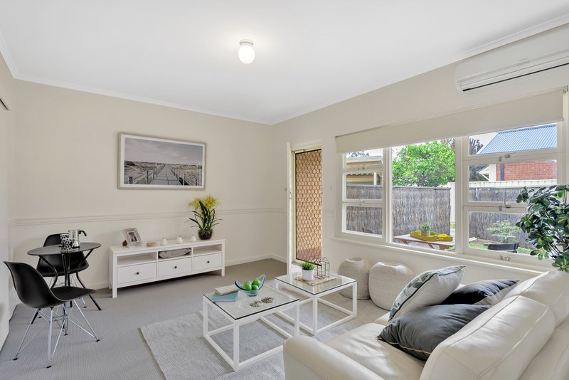 Photo - 4/21 Myponga Terrace, Broadview SA 5083 - Image 2