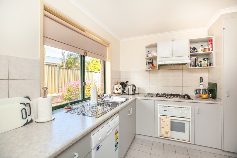 Photo - 4/21 Olivier Terrace, Hallett Cove SA 5158 - Image 3