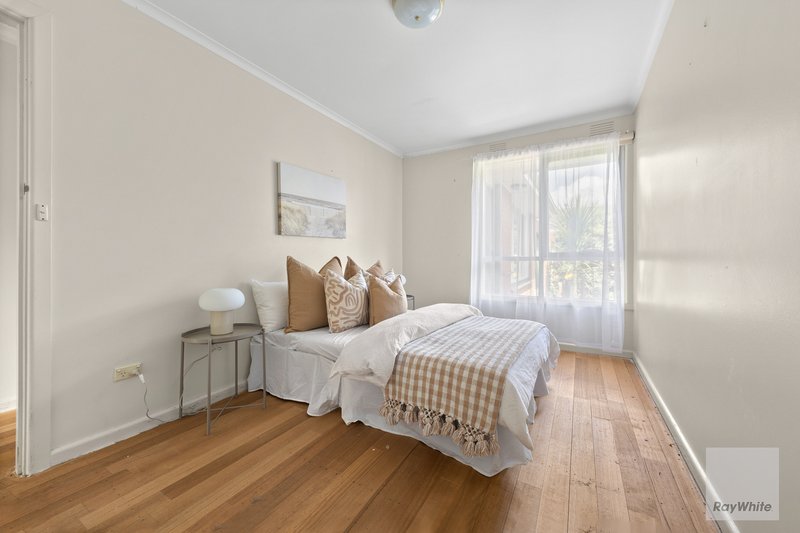 Photo - 4/21 Thames Street, Box Hill VIC 3128 - Image 7