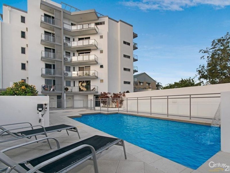 Photo - 4/21 The Esplanade, Maroochydore QLD 4558 - Image 11