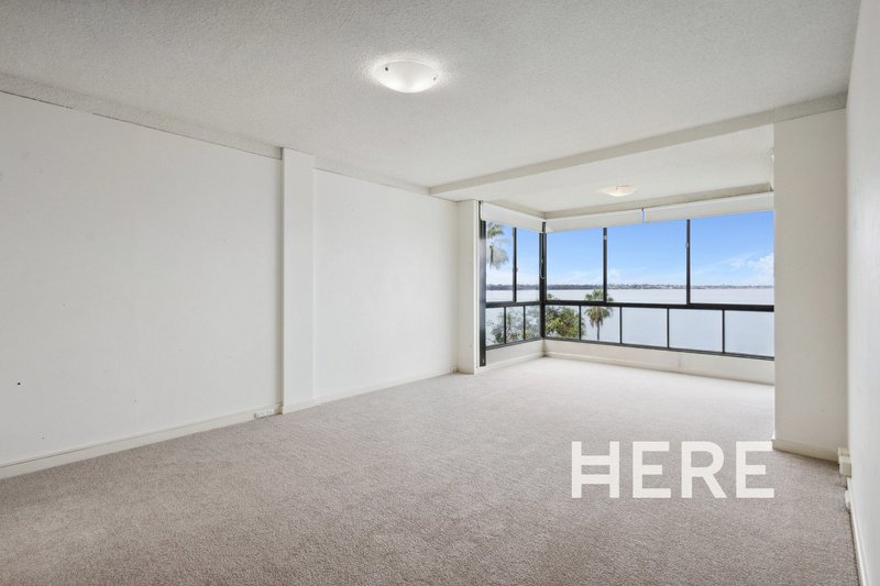 Photo - 42/1 Wingfield Avenue, Crawley WA 6009 - Image 1