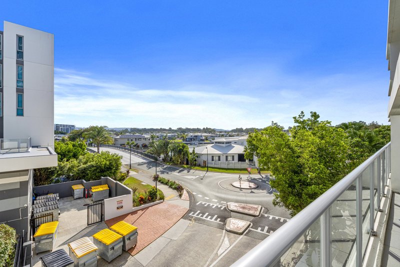 Photo - 4211/25-31 East Quay Drive, Biggera Waters QLD 4216 - Image 12
