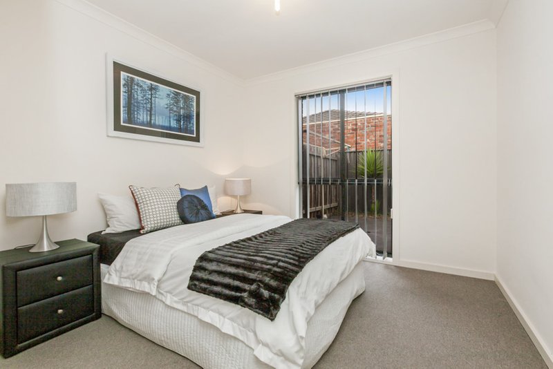 Photo - 42/12 Kirkland Court, Epping VIC 3076 - Image 5