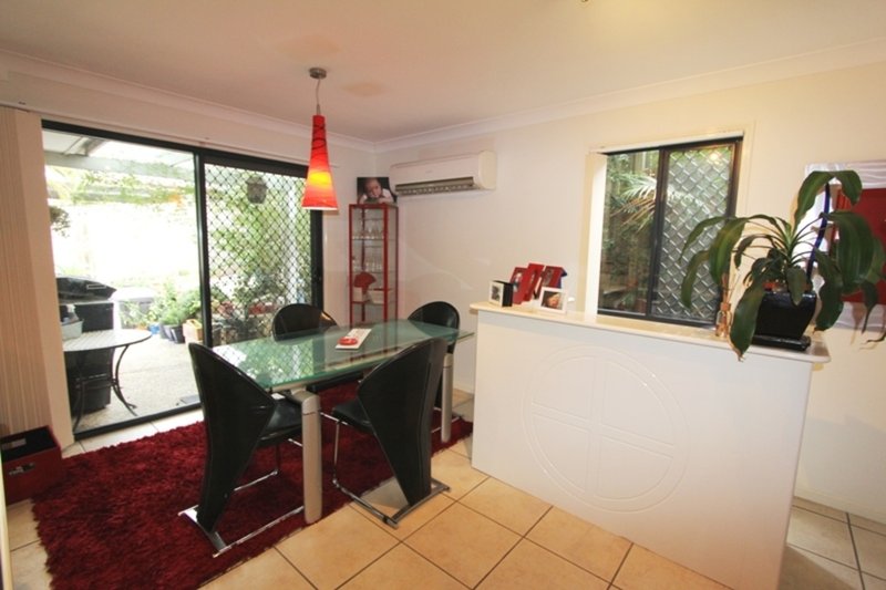 Photo - 4/212 Nerang Road, Southport QLD 4215 - Image 5