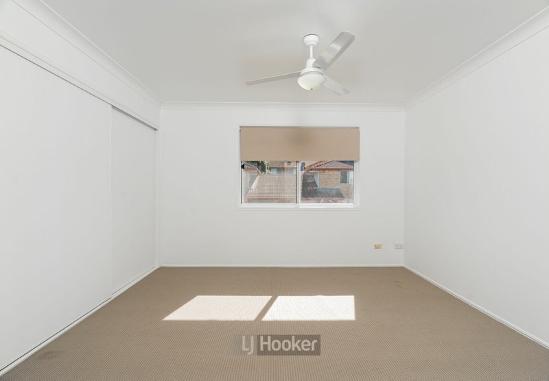 Photo - 42/122 Johnson Road, Hillcrest QLD 4118 - Image 8