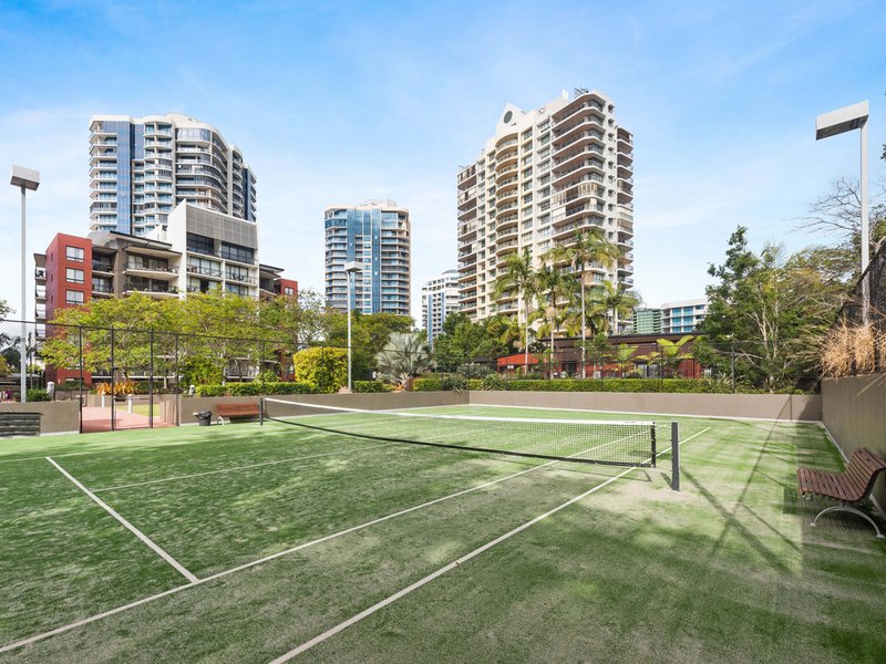 Photo - 42/15 Goodwin Street, Kangaroo Point QLD 4169 - Image 13