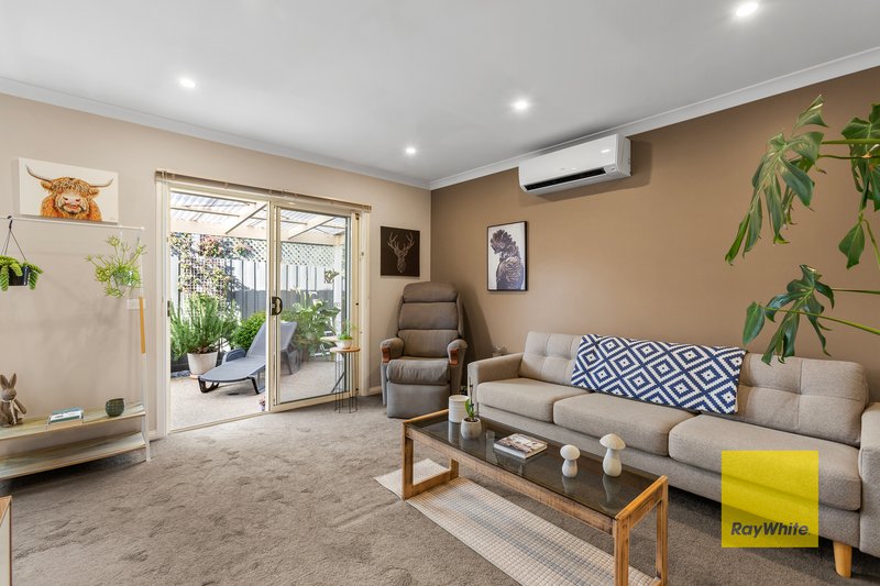 Photo - 4/215 High Street, Belmont VIC 3216 - Image 7