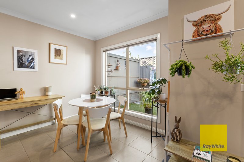 Photo - 4/215 High Street, Belmont VIC 3216 - Image 10