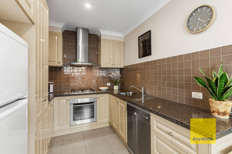 Photo - 4/215 High Street, Belmont VIC 3216 - Image 11