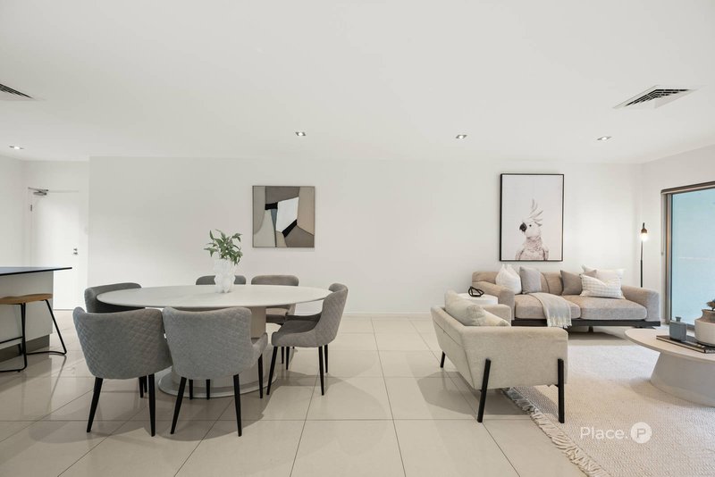 Photo - 4/215 Wellington Road, East Brisbane QLD 4169 - Image 5