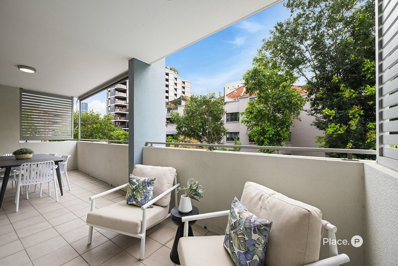 Photo - 4/215 Wellington Road, East Brisbane QLD 4169 - Image 7