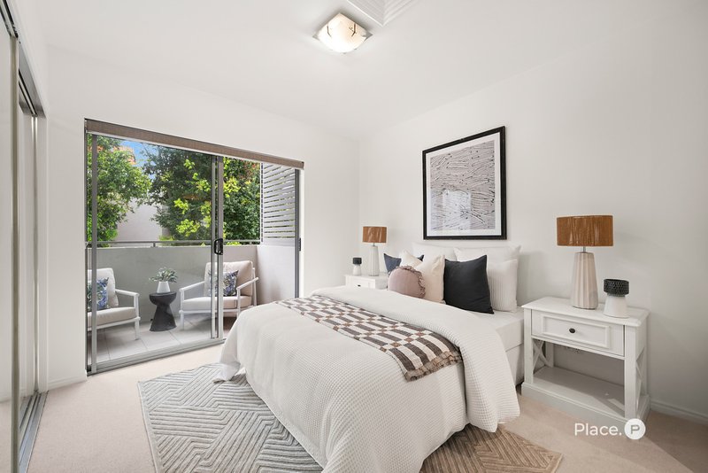 Photo - 4/215 Wellington Road, East Brisbane QLD 4169 - Image 8