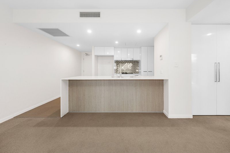 Photo - 4217/35 Burdett Street, Albion QLD 4010 - Image 3