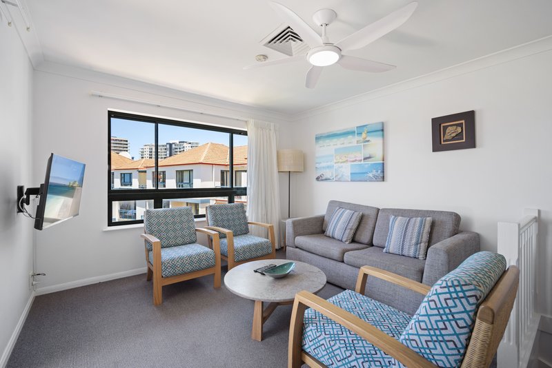 Photo - 421/99 Griffith Street, Coolangatta QLD 4225 - Image 14