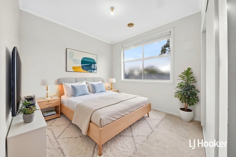 Photo - 4/22-24 Stawell Street, Werribee VIC 3030 - Image 7