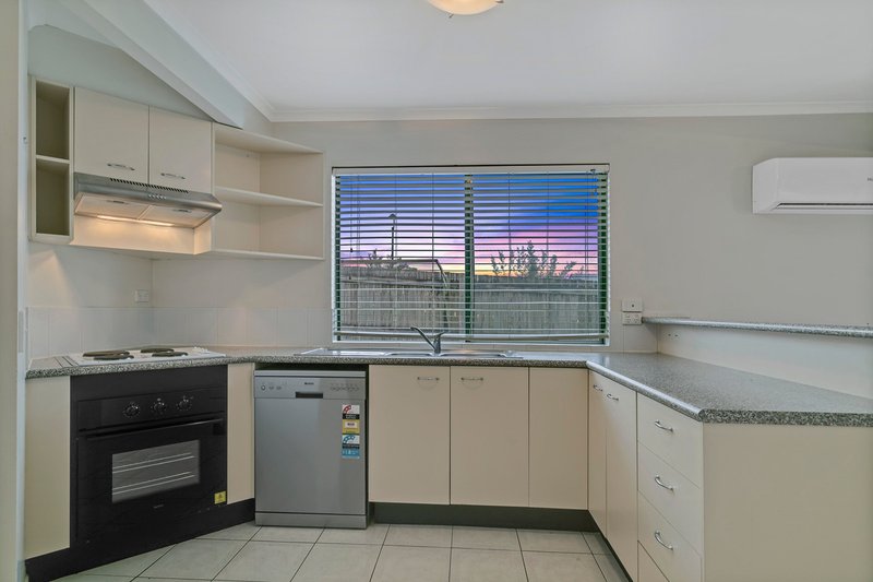 Photo - 4/22 Arwen Street, Maroochydore QLD 4558 - Image 7