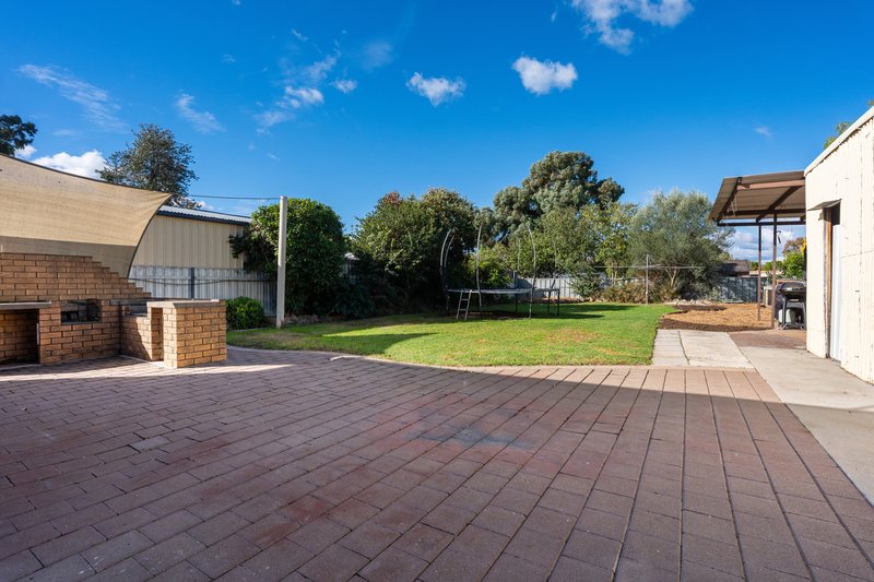 Photo - 422 Bownds Street, Lavington NSW 2641 - Image 4